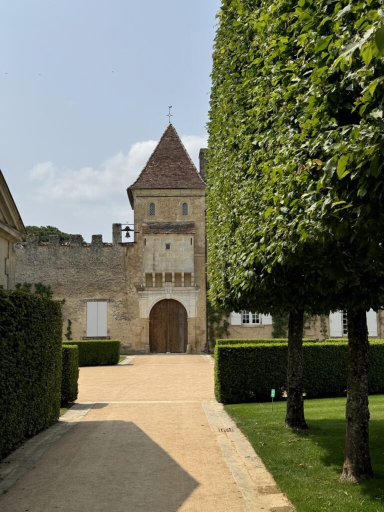 AP Keys International - Real Estate Advisory in London, Greece, Italy