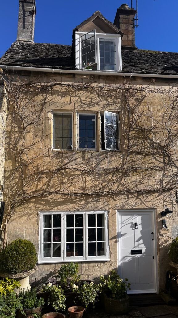 AP Keys International - Real Estate Advisory in London, Greece, Italy